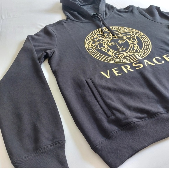 BNWT Versace La Medusa Logo Men’s Navy Hoodie! - Picture 2 of 3